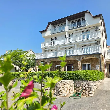 Anita 2 150m From The Apartamento